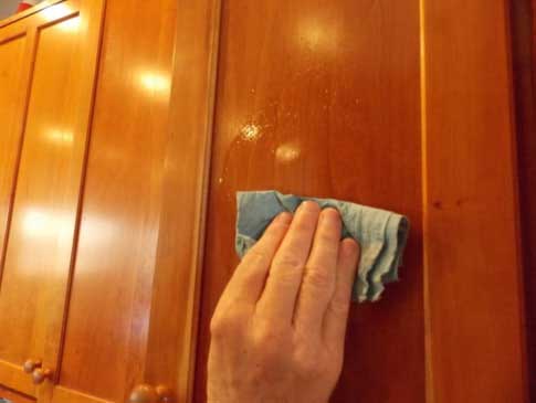 5 Cleaning S That Will Make Your, Cleaning Oak Cabinets With Vinegar