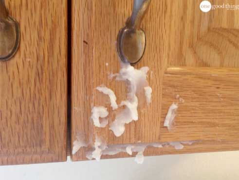 Kitchen Cabinets, Cleaning Greasy Kitchen Cabinets With Baking Soda