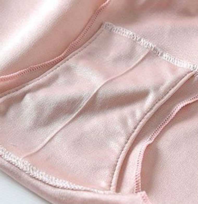 The Little Pocket in Women's Underwear Has a Purpose » TwistedSifter