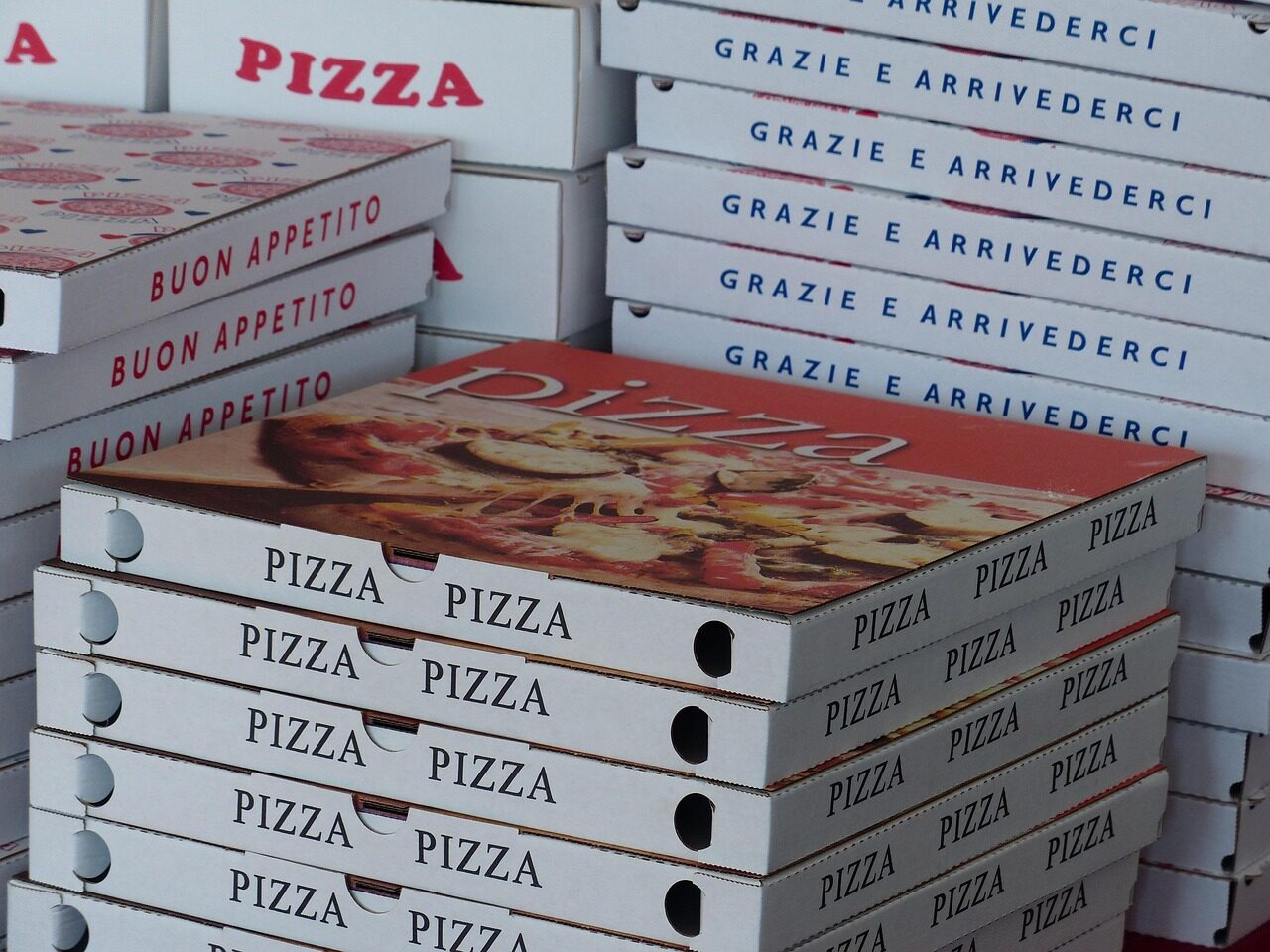 pizza cardboard boxes