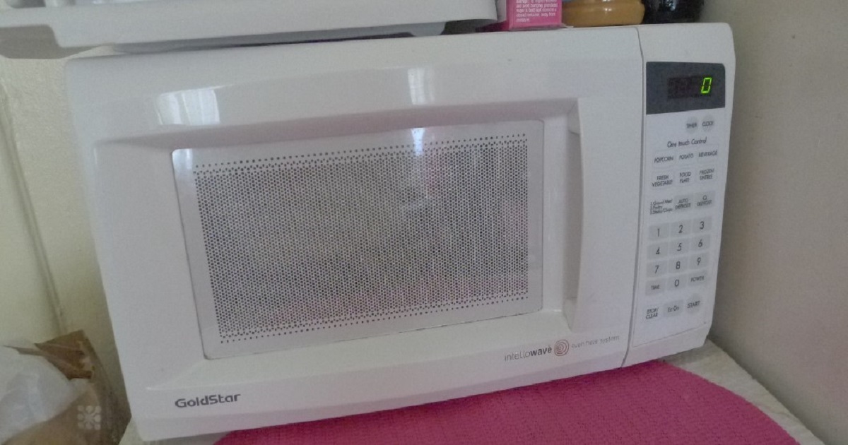 Fast and Tasty Tricks to Cook an Egg in the Microwave