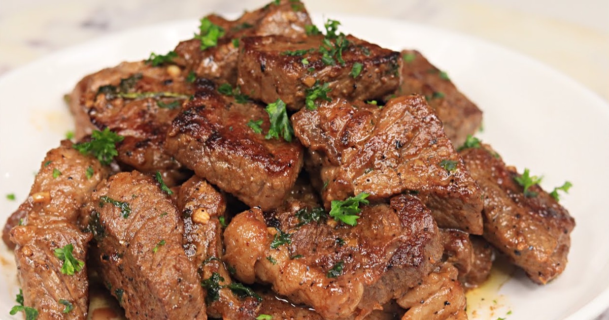 How to Make Garlic Butter Steak Bites