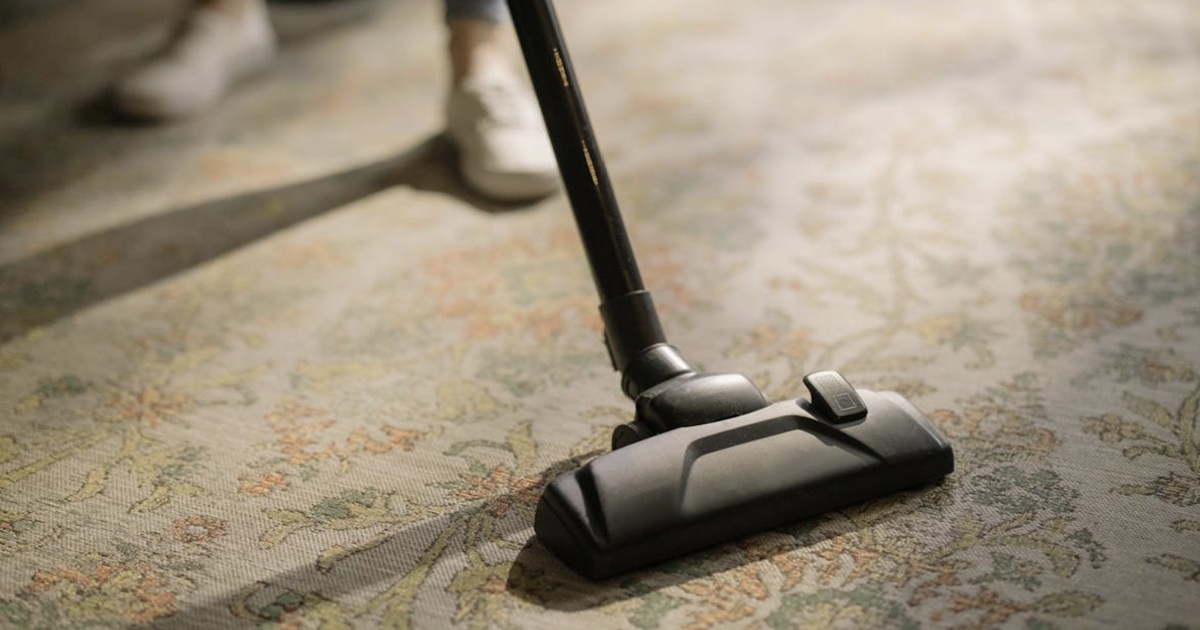 The Biggest Vacuuming Mistake You Make With Your Rugs