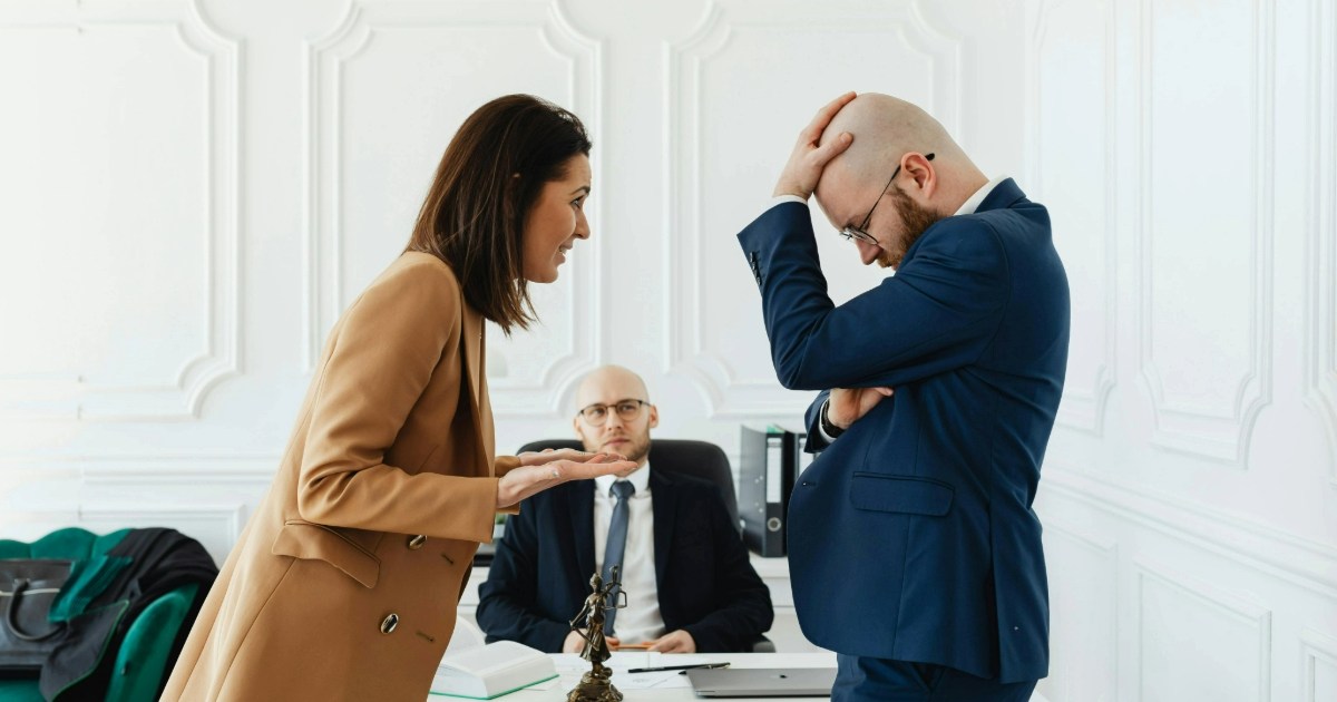 How a Family Court Lawyer Can Help You Deal With Custody and Divorce Issues