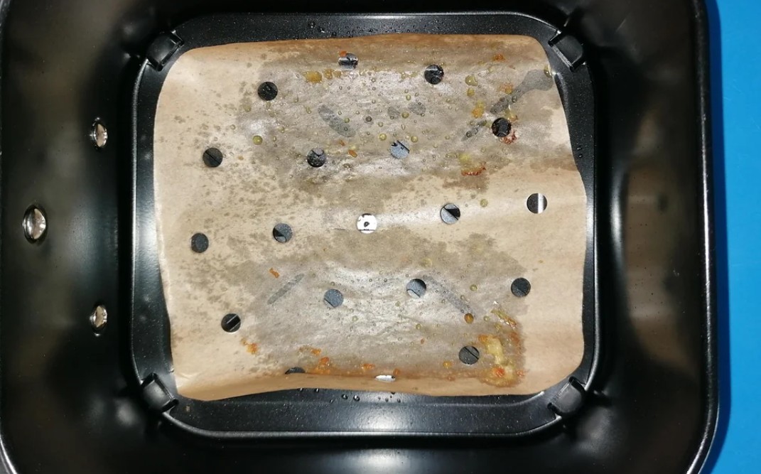 parchment paper in an air fryer