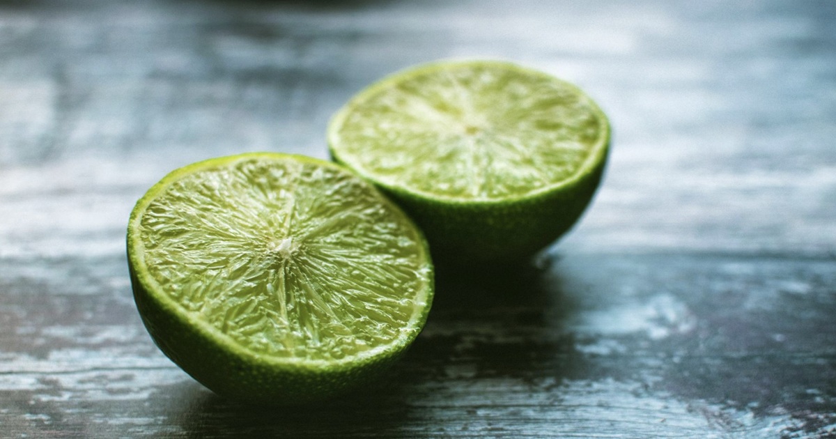 My No-Fail Method for Picking a Ripe Lime Every Time