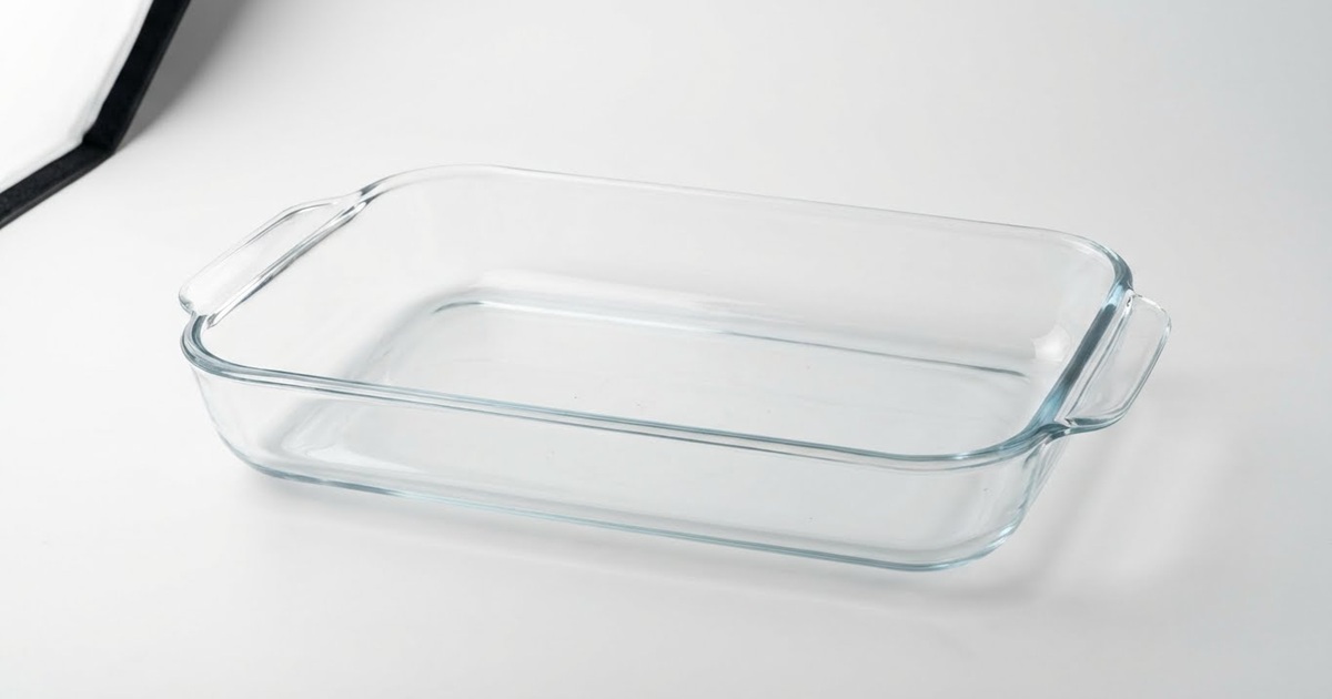 Pyrex vs. PYREX: What’s Actually Different (And Why It Matters)