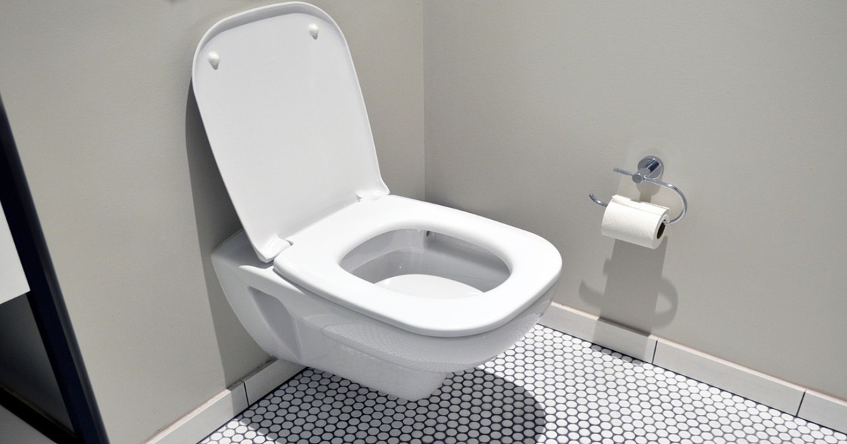 How to Whiten a Toilet Bowl Without Damaging It