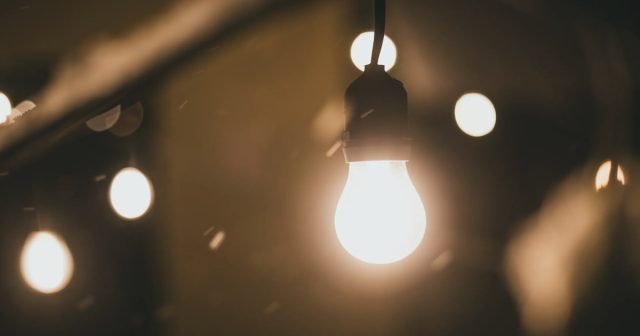lights flickering