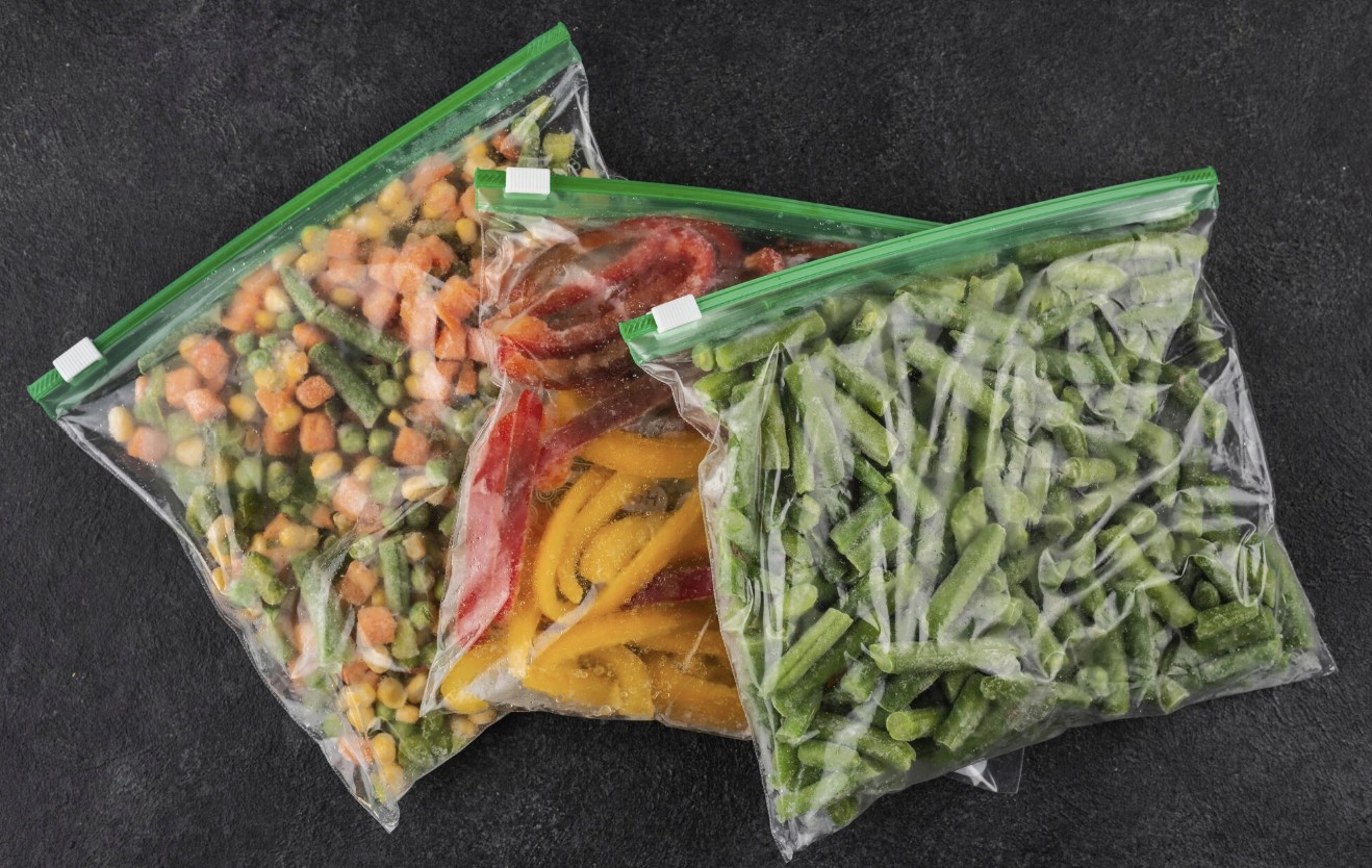 food in ziploc bags