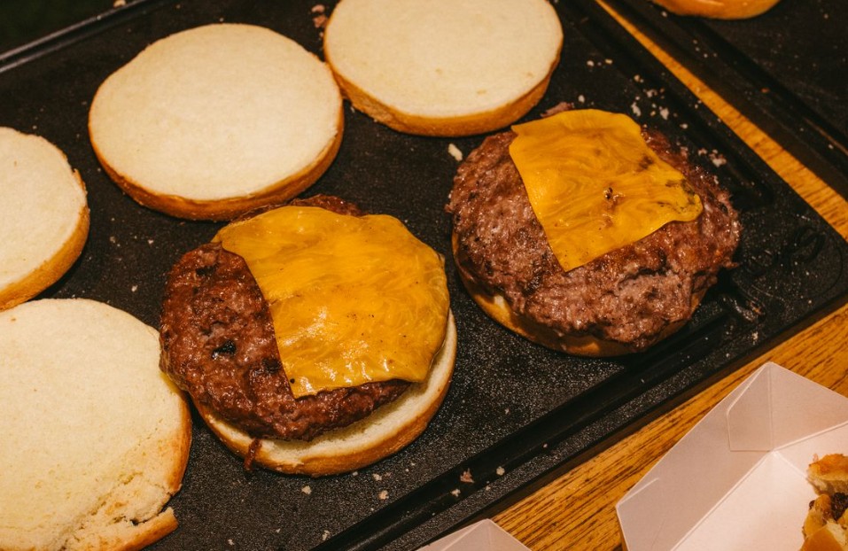 grilled cheeseburger