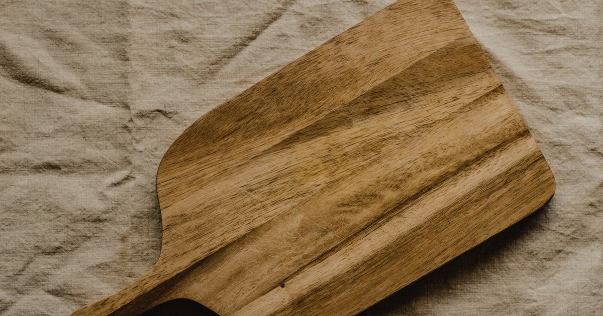 How Do You Remove Rust and Metal Marks from a Wood Cutting Board?