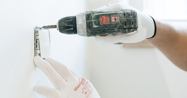 installing outlets